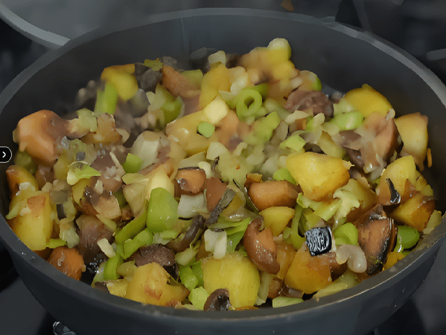 Жареная картошка с грибами